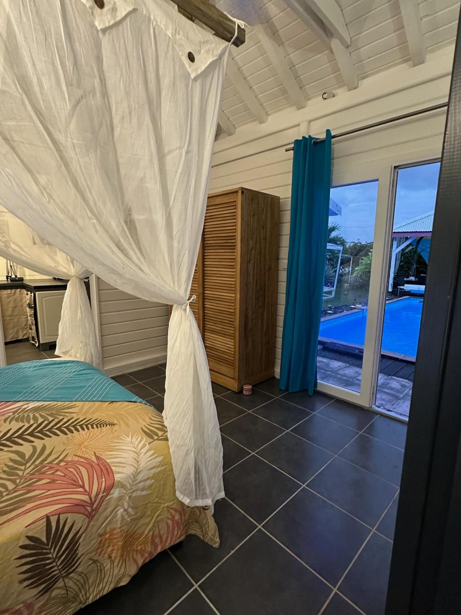 Au Bel'Vue Chez Sandrine "Gite & Chambre D'Hotes" Le Moule Ngoại thất bức ảnh